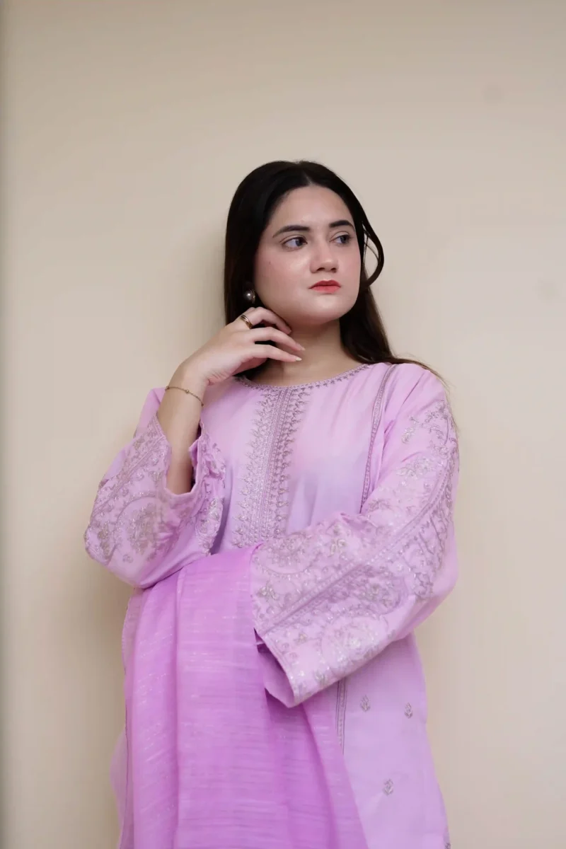 Embroidered 3pc suit - EM3PCLL01 - Image 10