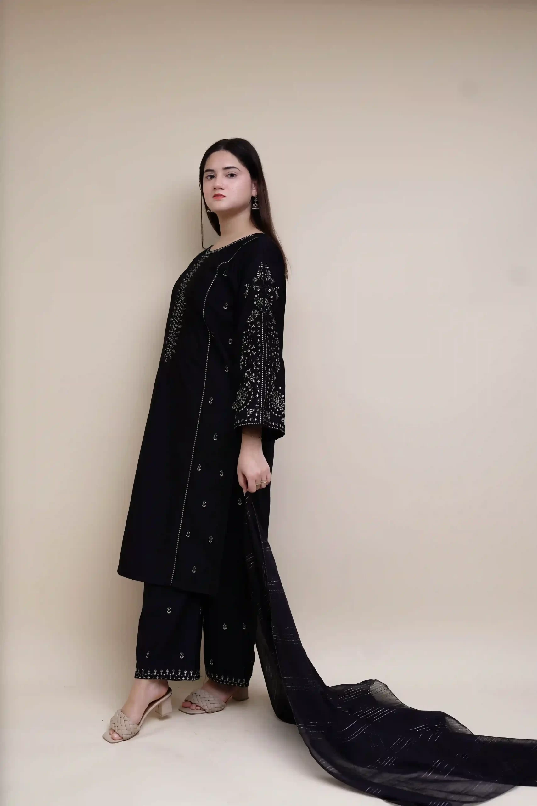 3pc Embroidered dress – EM3PCBL01