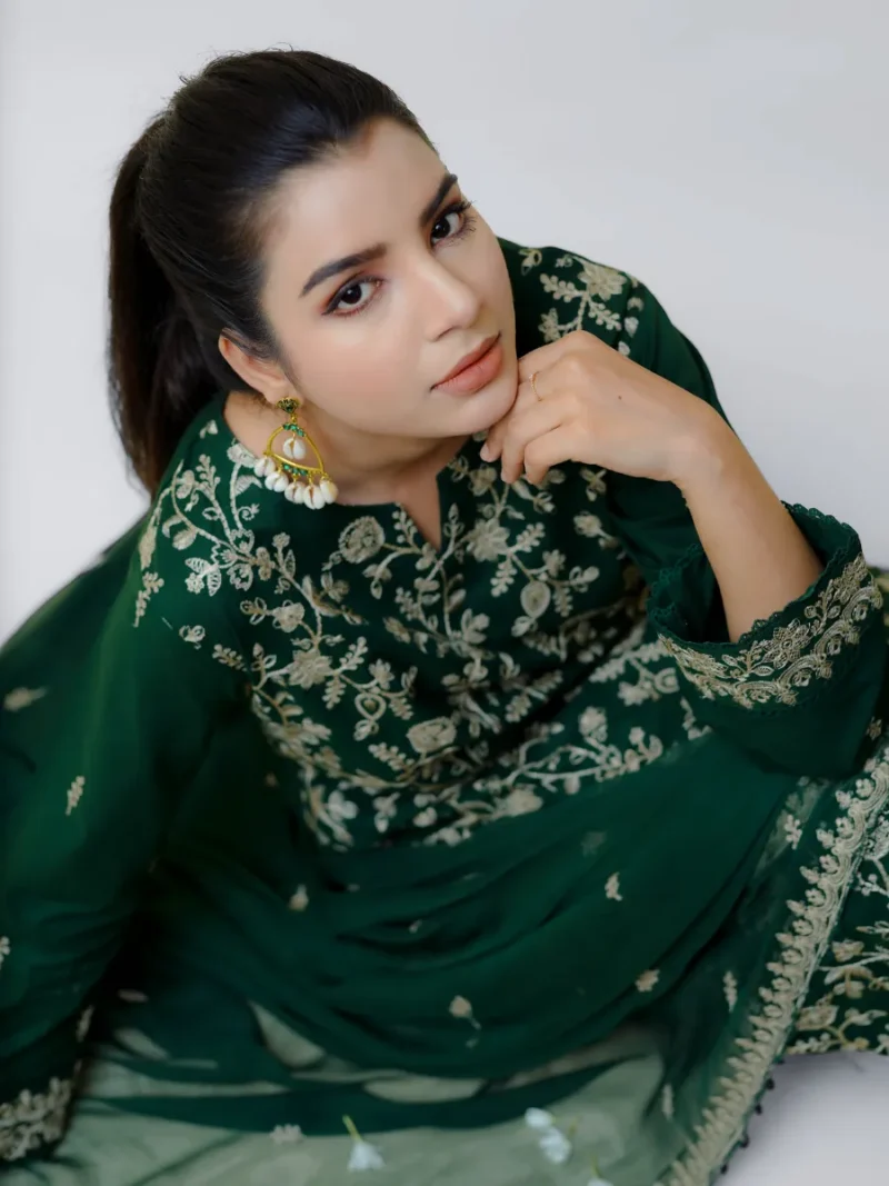 Luxury Pret 3 Piece Suit - EM3PC5CGR01 - Image 2