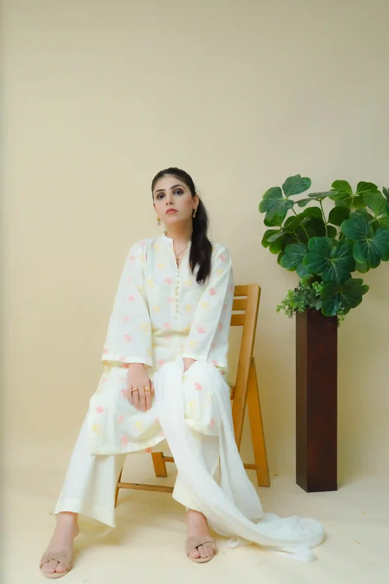 Embroidered 3 Piece Suit - EM3PCYL01 - Image 5