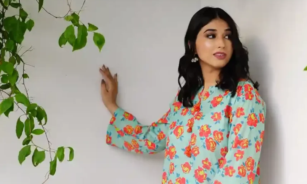 Latest Pakistani Fashion Trends for 2025: What’s In and What’s Out?