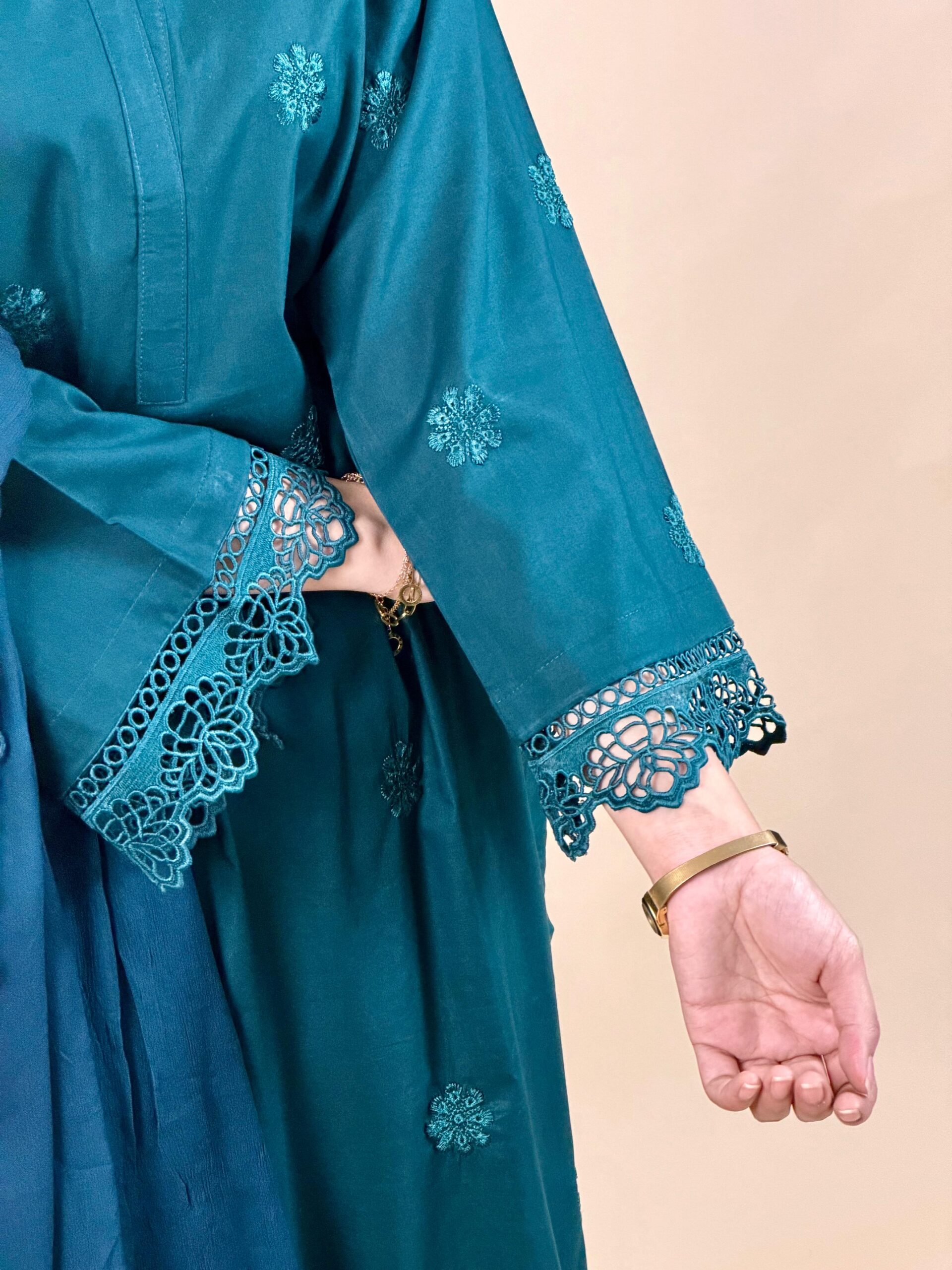 3pc Luxury Pret - A21446 - Image 5