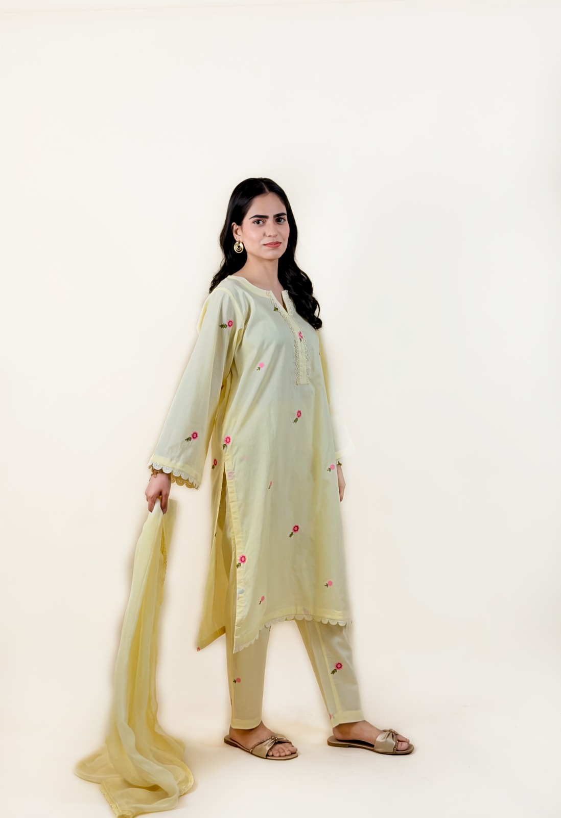 3pc Luxury Pret - A11448 - Image 5